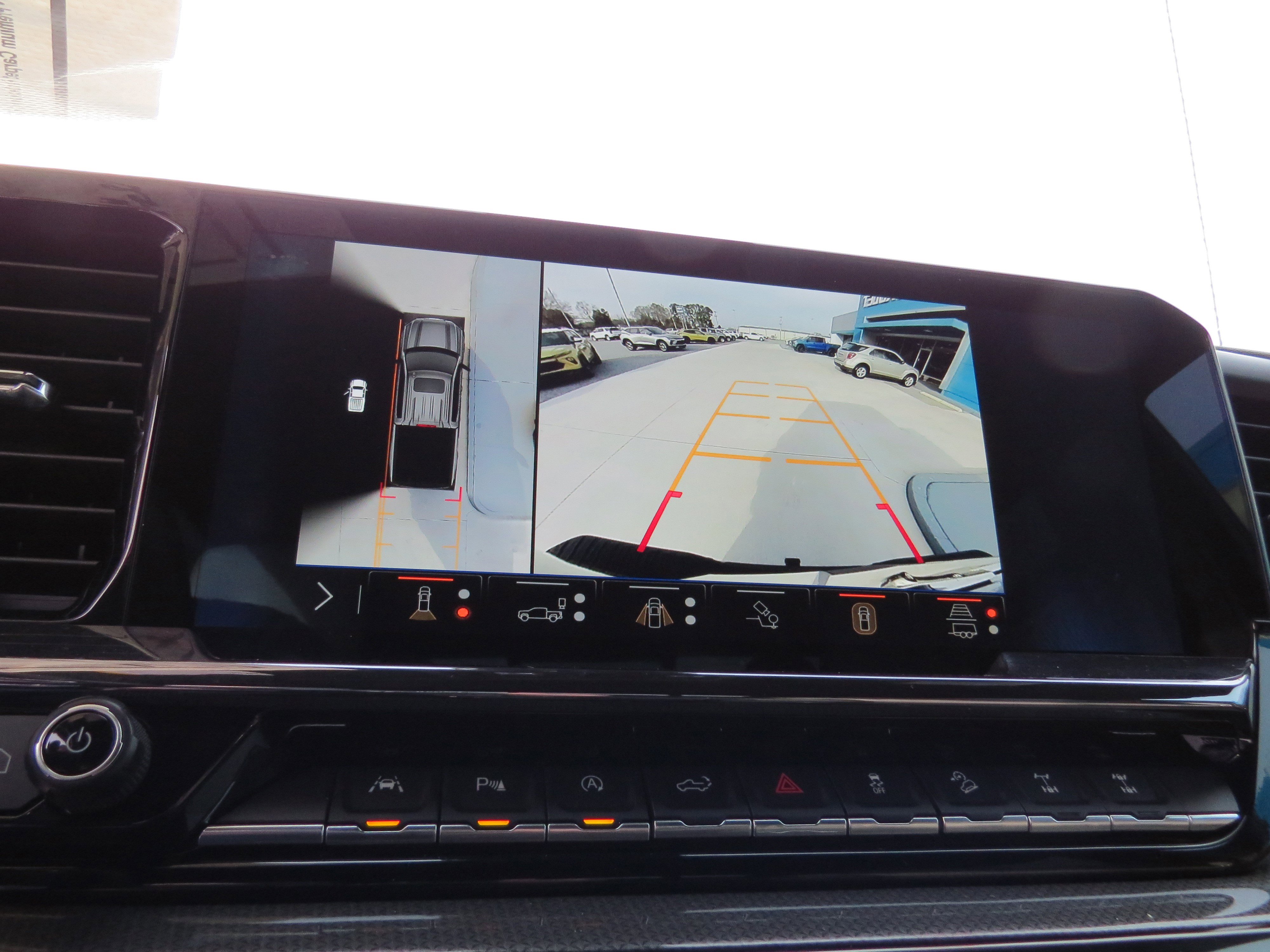 Used 2024 Chevrolet Silverado 1500 ZR2 w/ Technology Package image 26