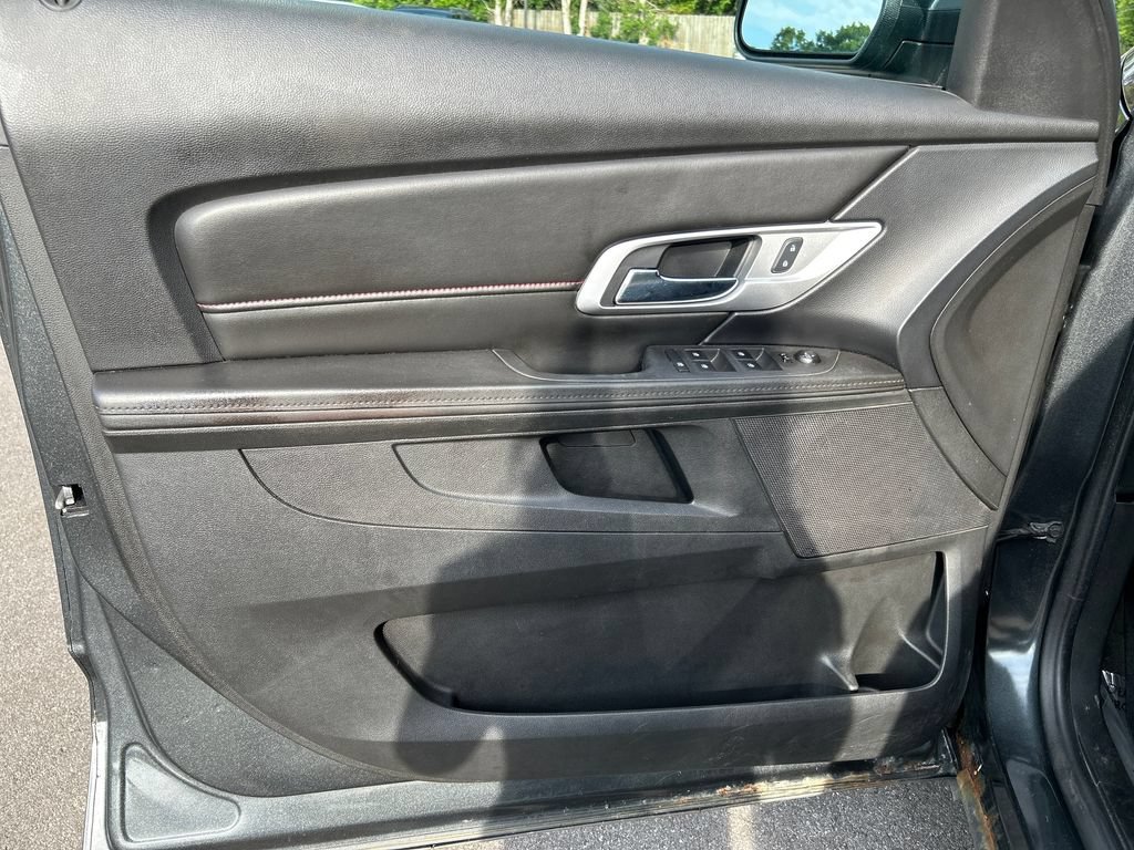 Used 2017 GMC Terrain SLE FWD image 18