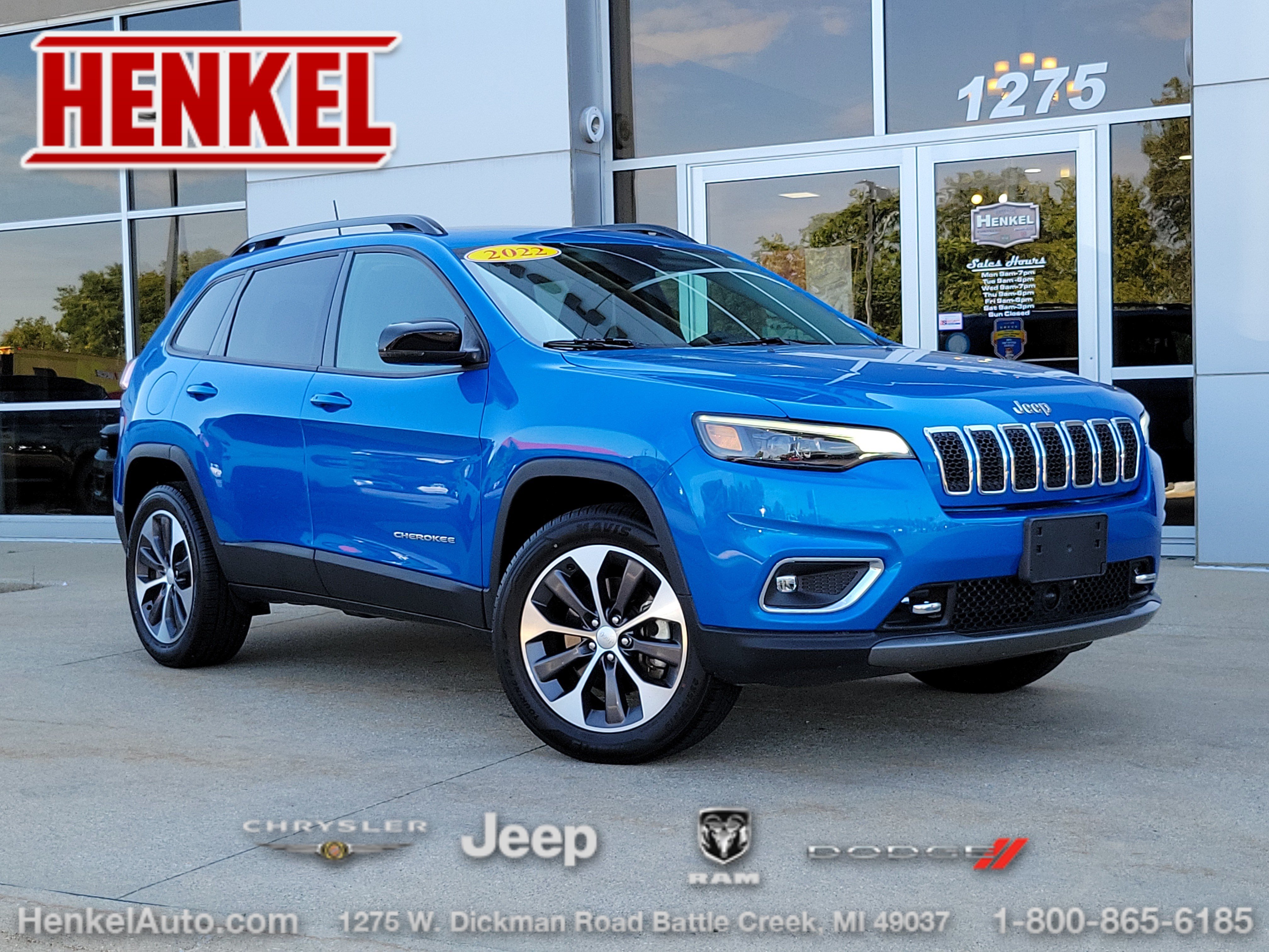 Used 2022 Jeep Cherokee Limited w/ Elite Package AWD/4WD image 1