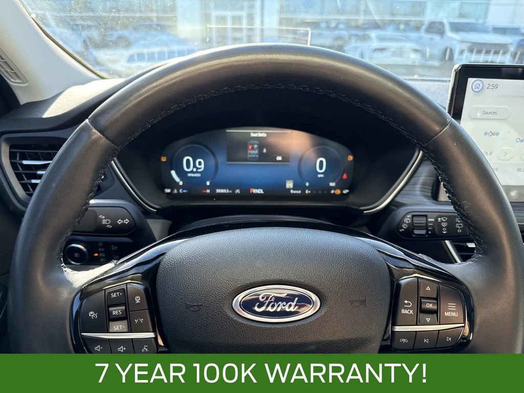 Used 2023 Ford Escape Platinum w/ Premium Technology Package image 28