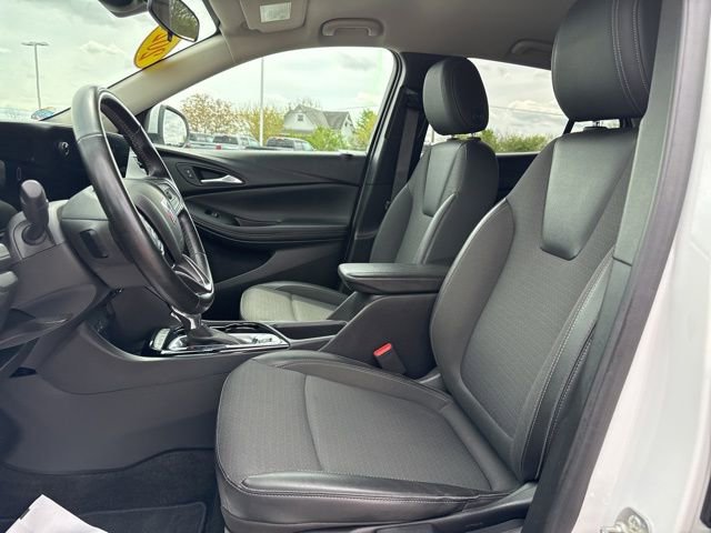 Used 2024 Buick Encore GX Preferred FWD image 17