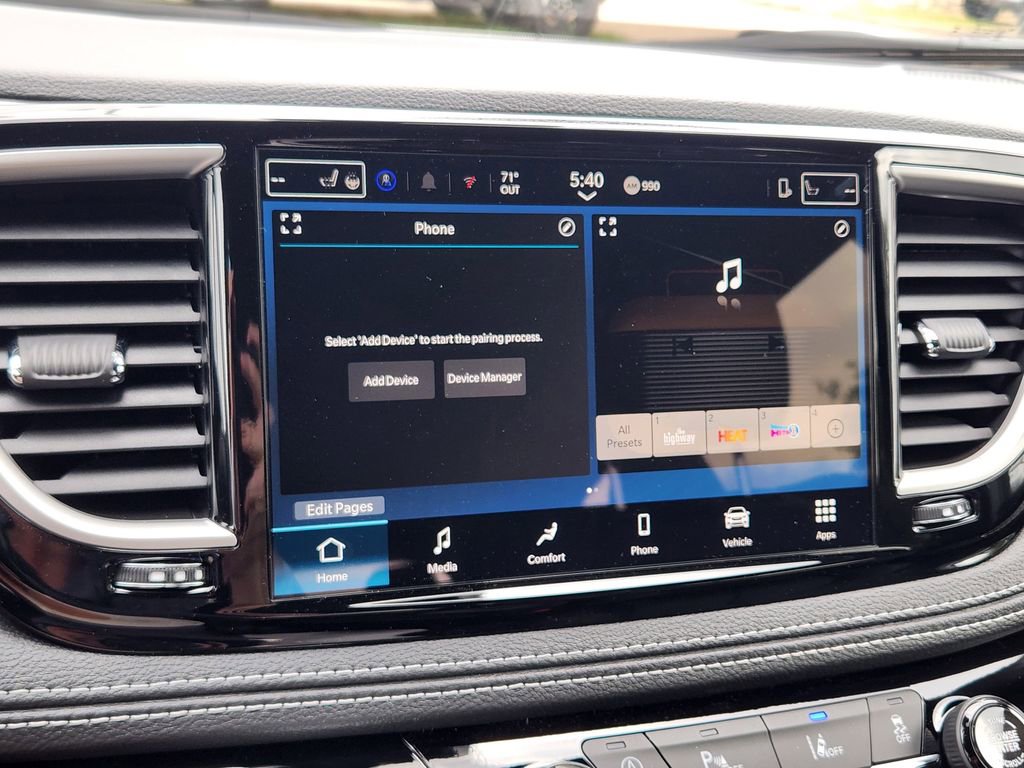 New 2026 Chrysler Pacifica Select image 12