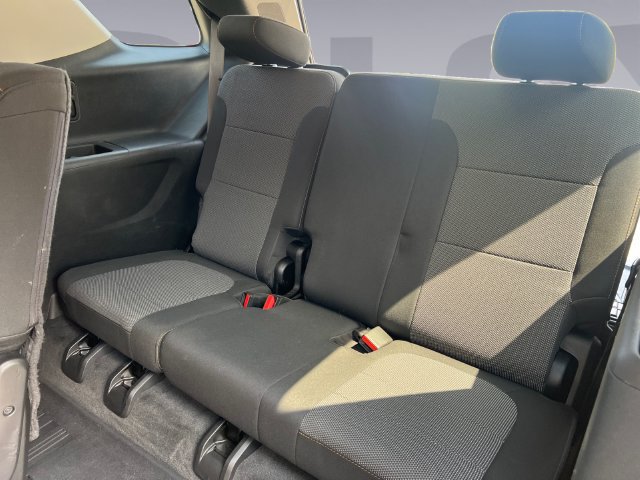 Used 2020 Chevrolet Traverse LS w/ LPO, Floor Liner Package AWD/4WD image 16