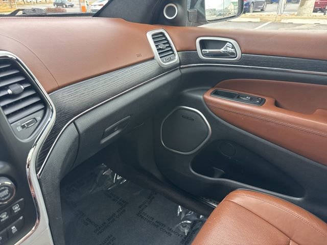 Used 2018 Jeep Grand Cherokee Summit image 15