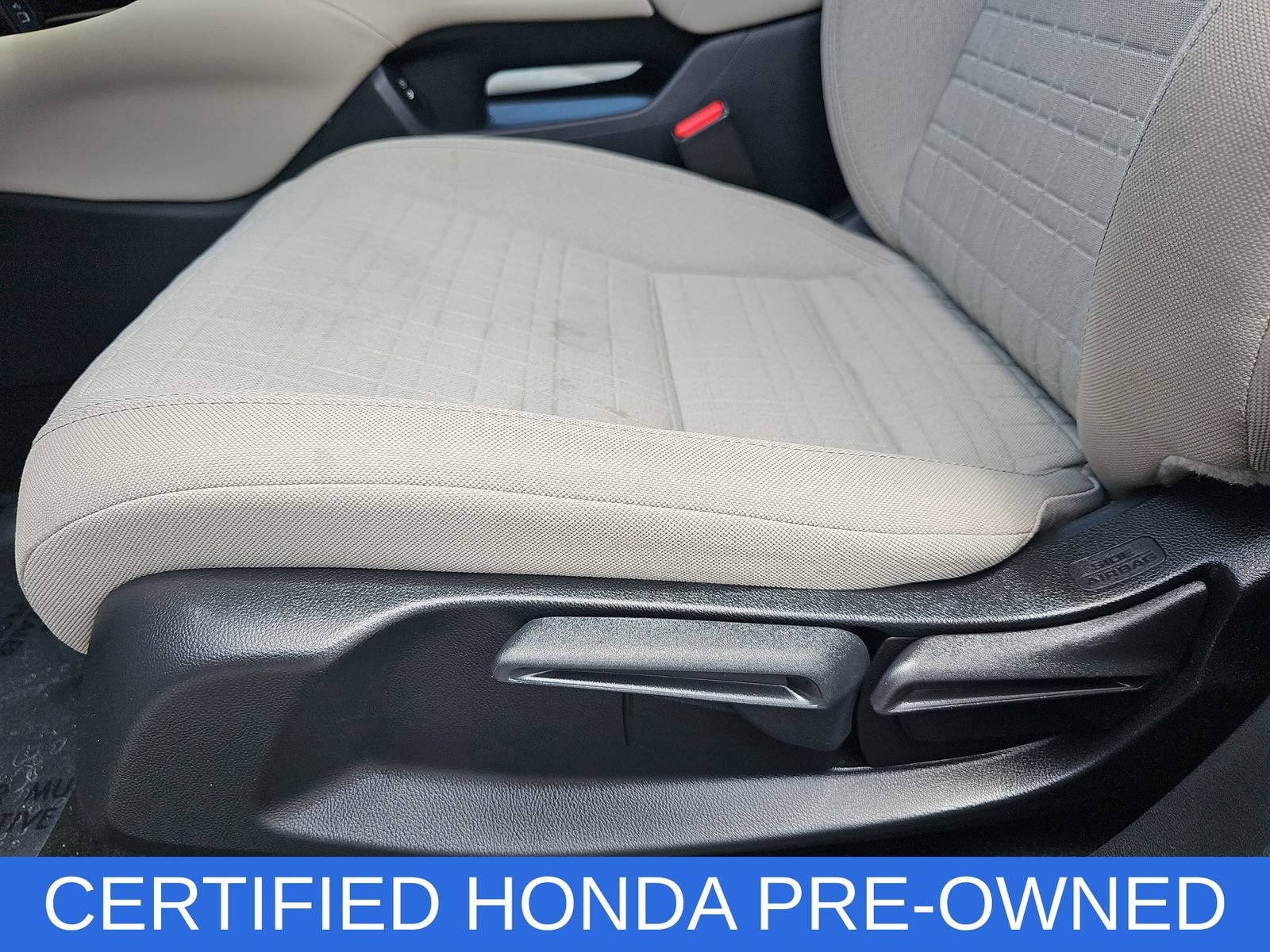 Certified 2025 Honda HR-V LX image 27