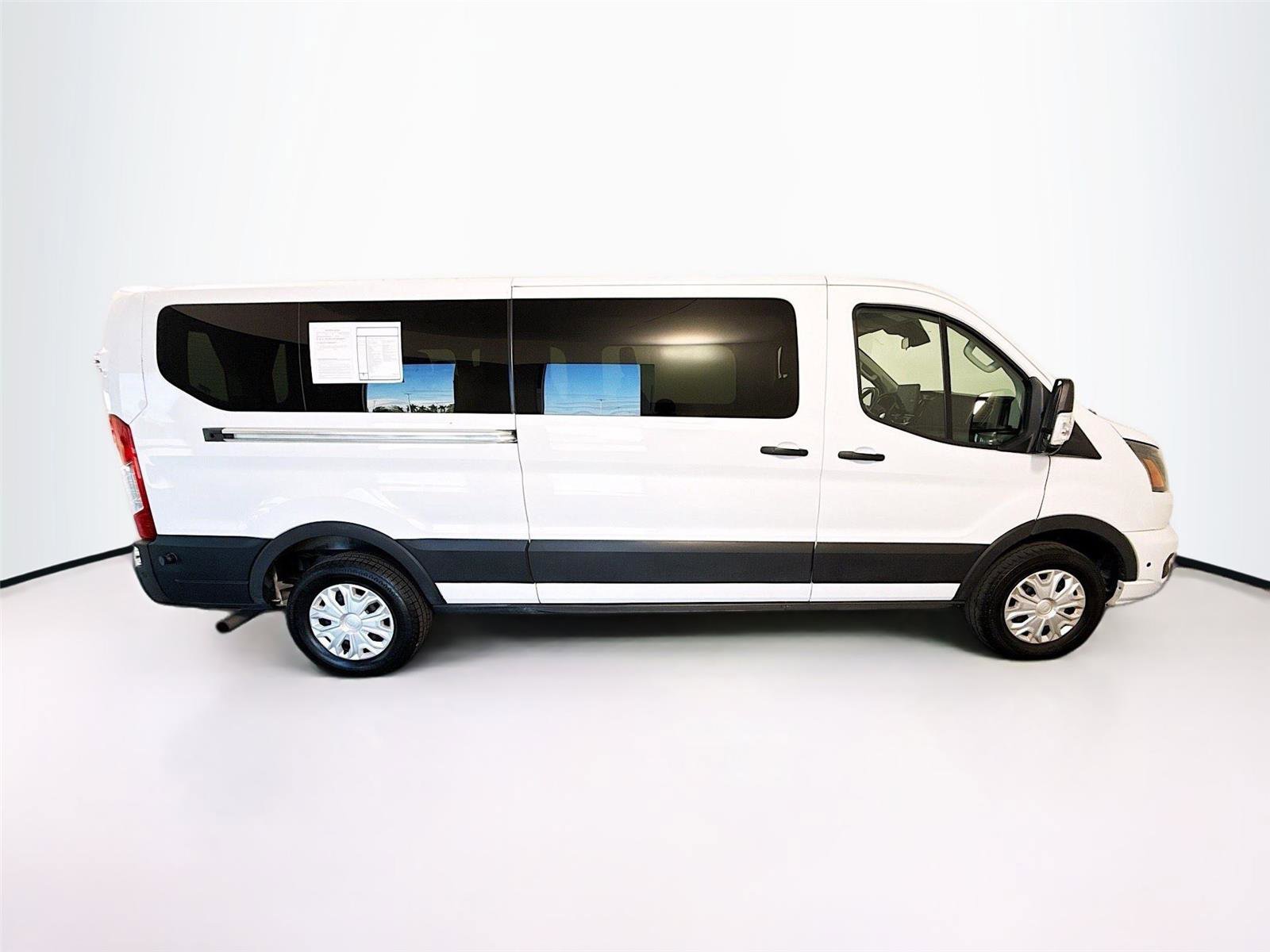 Used 2024 Ford Transit 350 XLT image 30