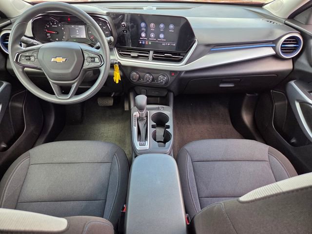 Used 2024 Chevrolet Trax LS w/ LS Convenience Package image 14