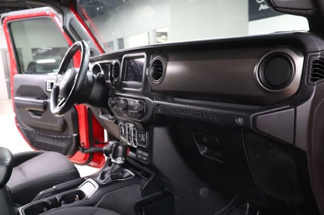 Used 2018 Jeep Wrangler Unlimited Sport S AWD/4WD image 18