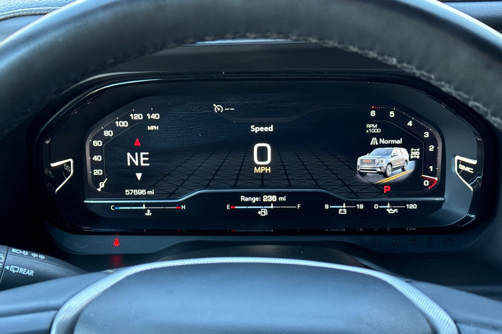 Used 2023 GMC Yukon Denali image 33