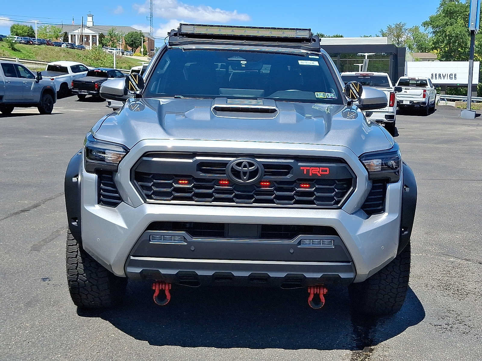 Used 2024 Toyota Tacoma TRD Sport w/ TRD Sport Upgrade Package AWD/4WD image 2