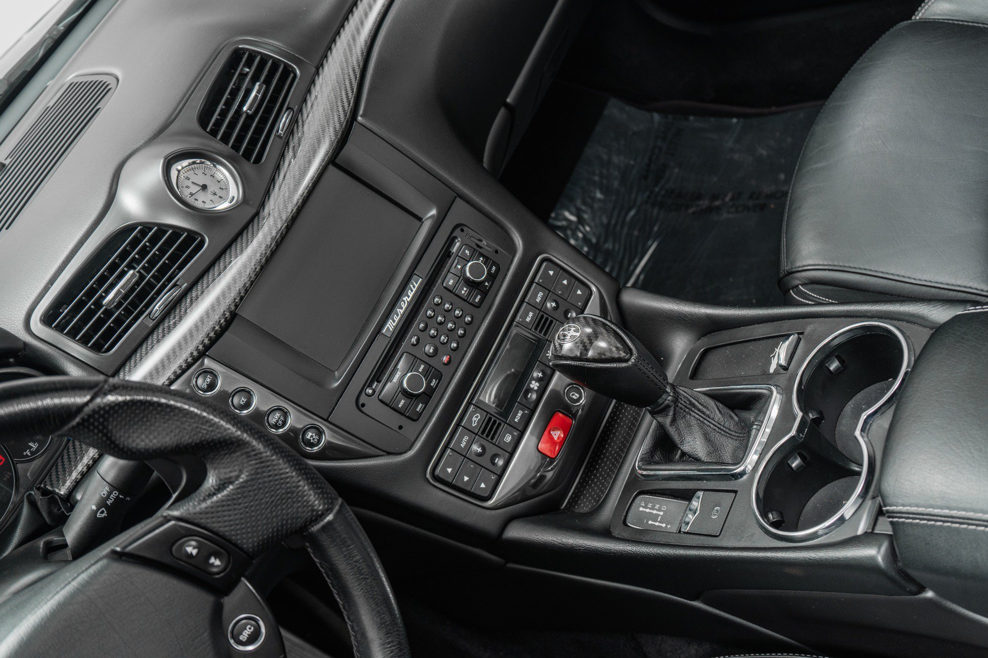 Used 2014 Maserati GranTurismo Convertible RWD image 28