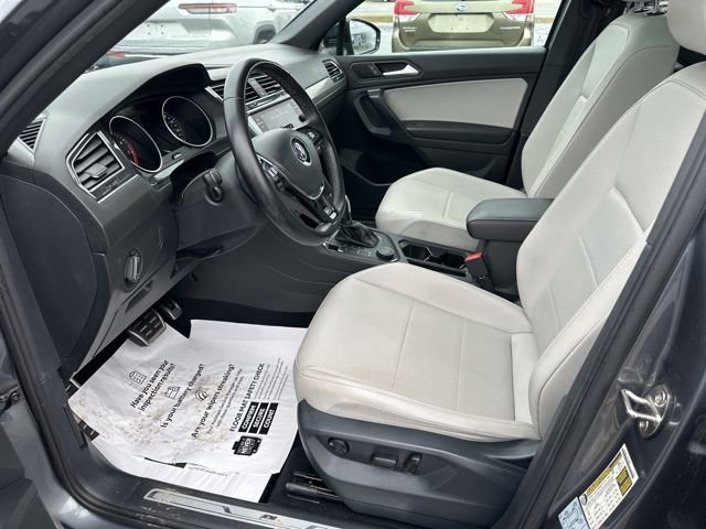 Used 2021 Volkswagen Tiguan SE R-Line AWD/4WD image 14