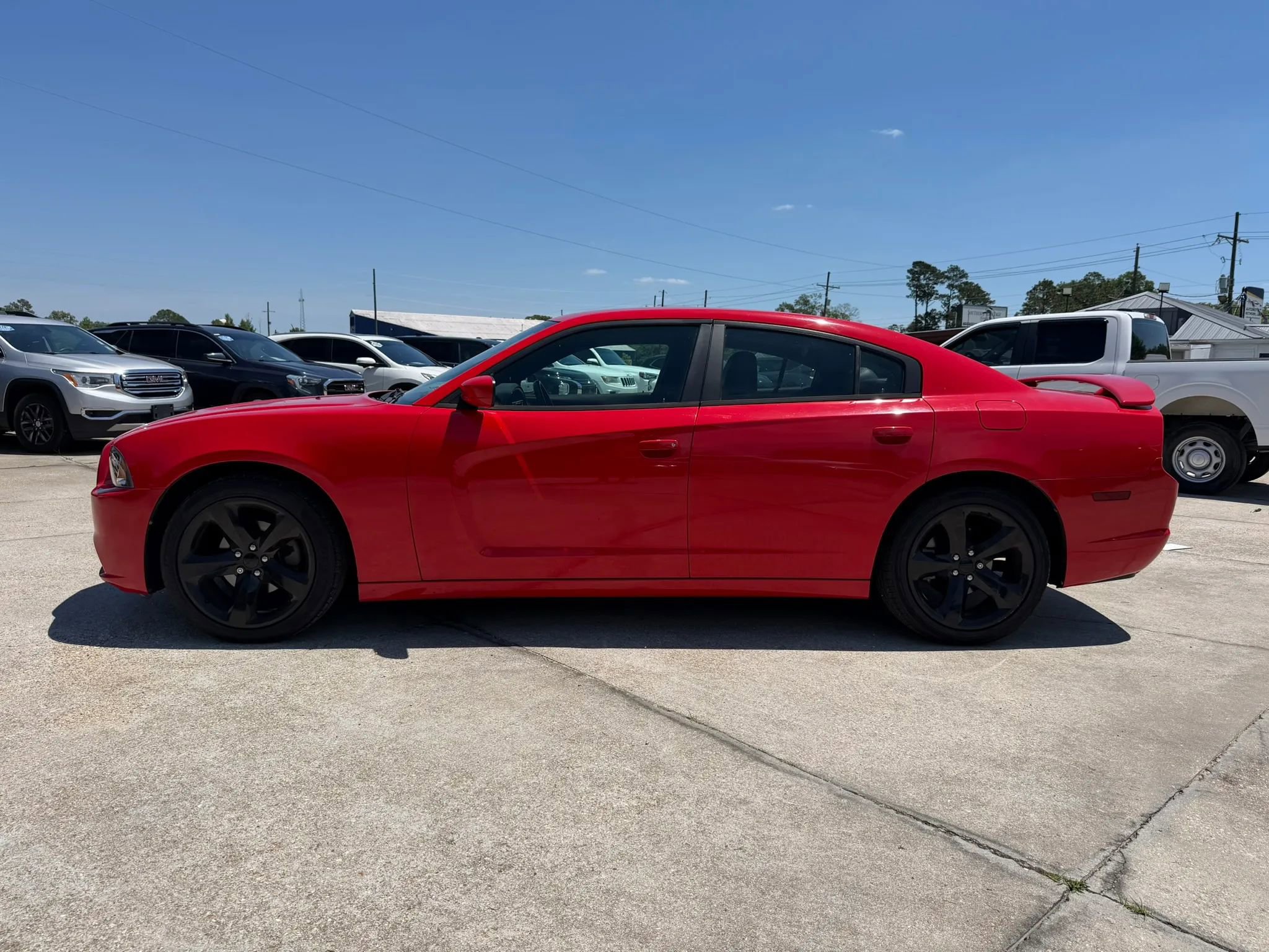 Used 2014 Dodge Charger SXT Plus RWD image 2