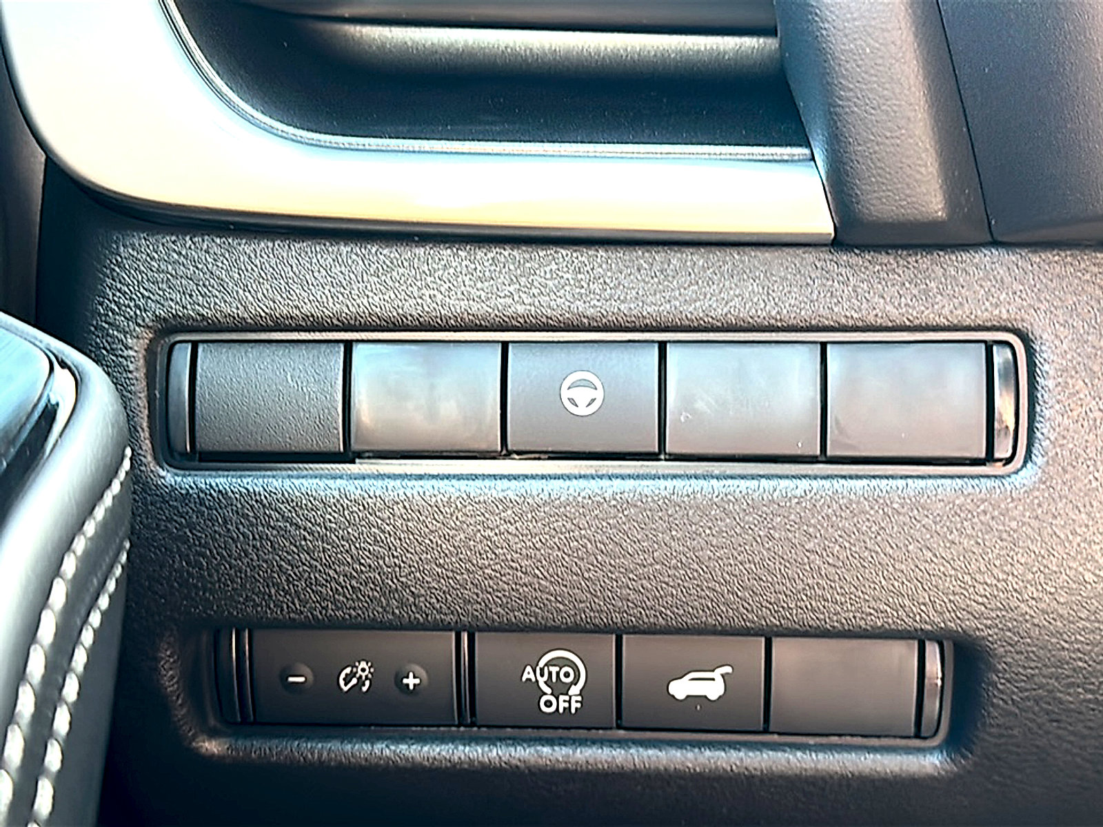 New 2026 Nissan Rogue SV image 25