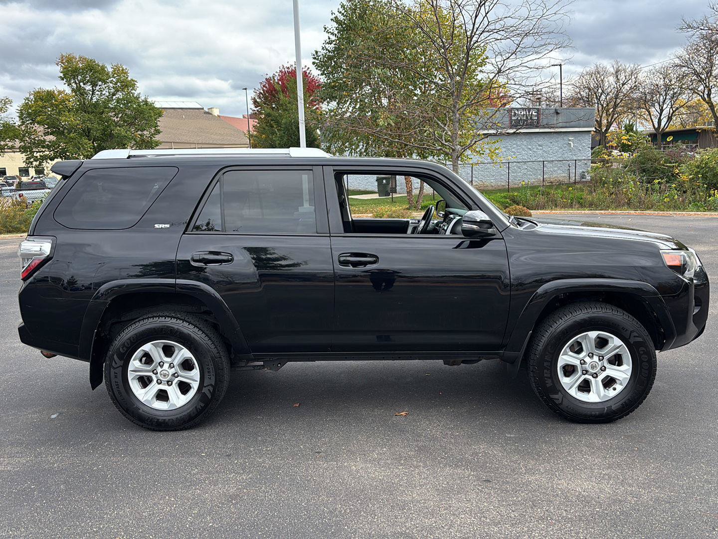 Used 2018 Toyota 4Runner SR5 Premium AWD/4WD image 10