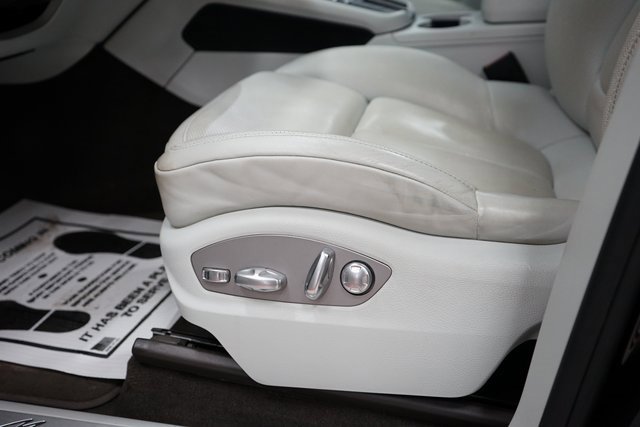 Used 2020 Porsche Macan S image 30