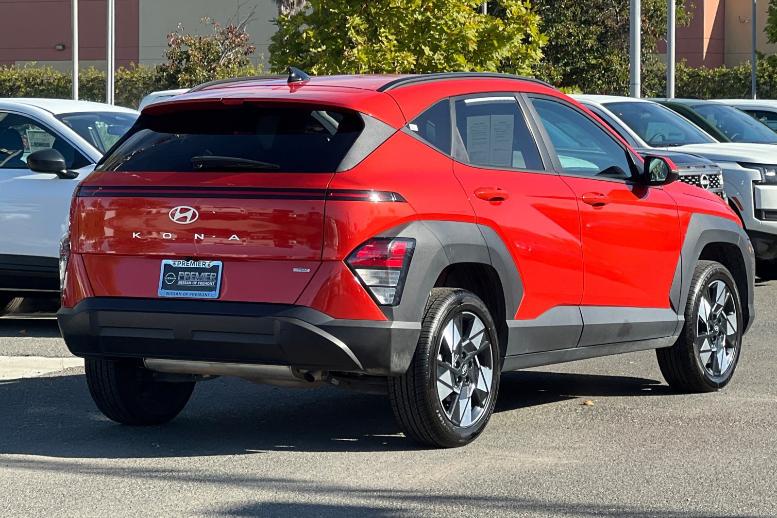 Used 2024 Hyundai Kona SEL AWD/4WD image 4