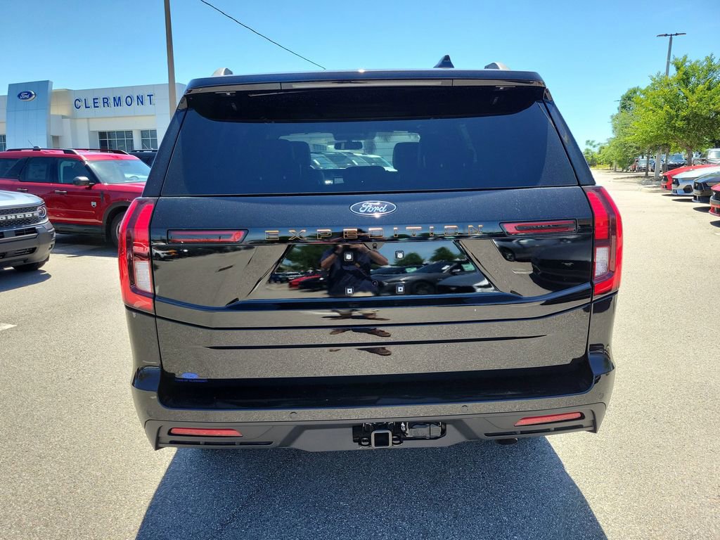 New 2026 Ford Expedition Tremor image 4