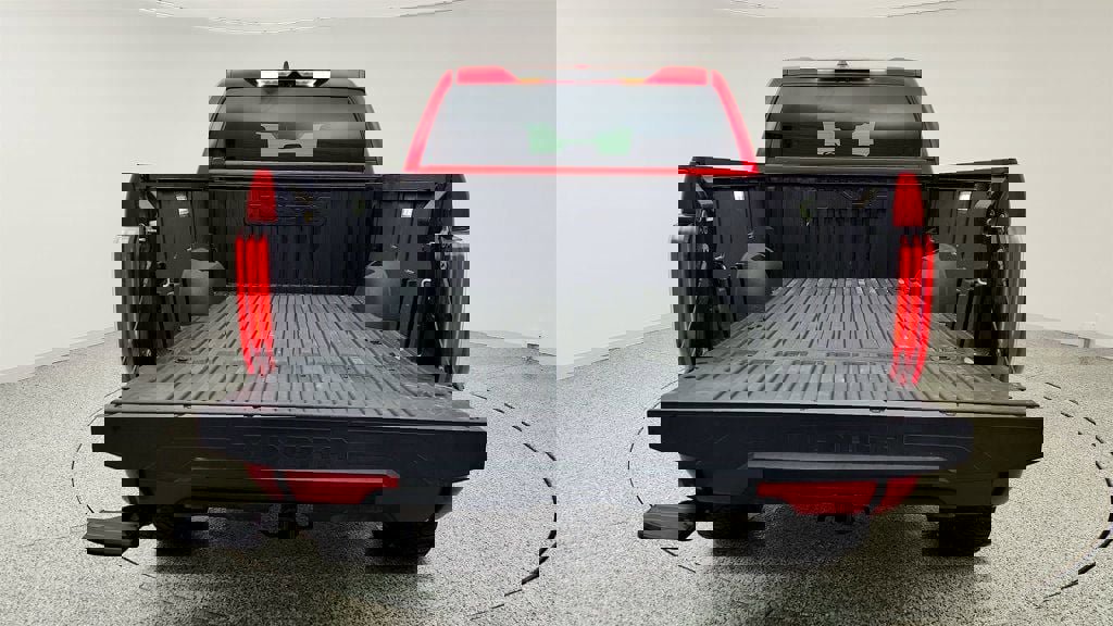 Used 2025 Toyota Tundra Platinum image 19