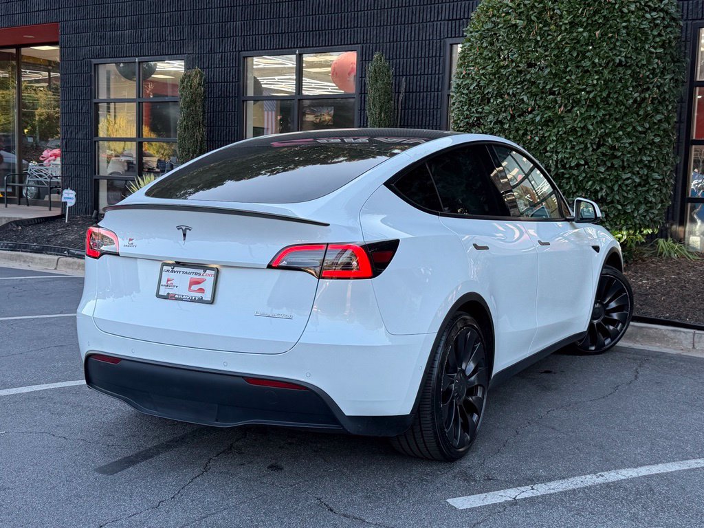 Used 2022 Tesla Model Y Performance AWD/4WD image 12