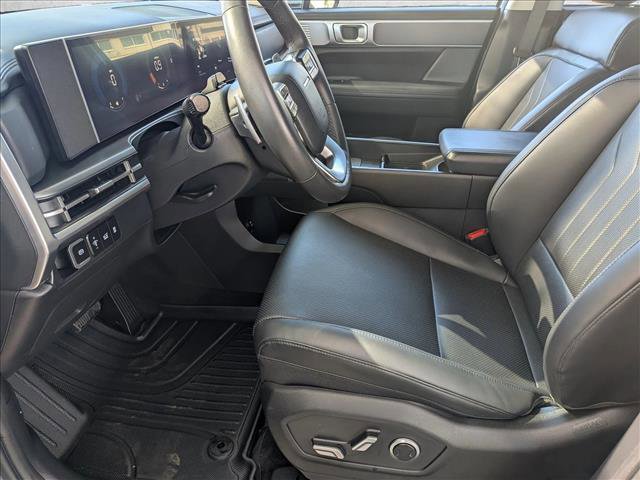 Used 2024 Hyundai Santa Fe SEL image 11