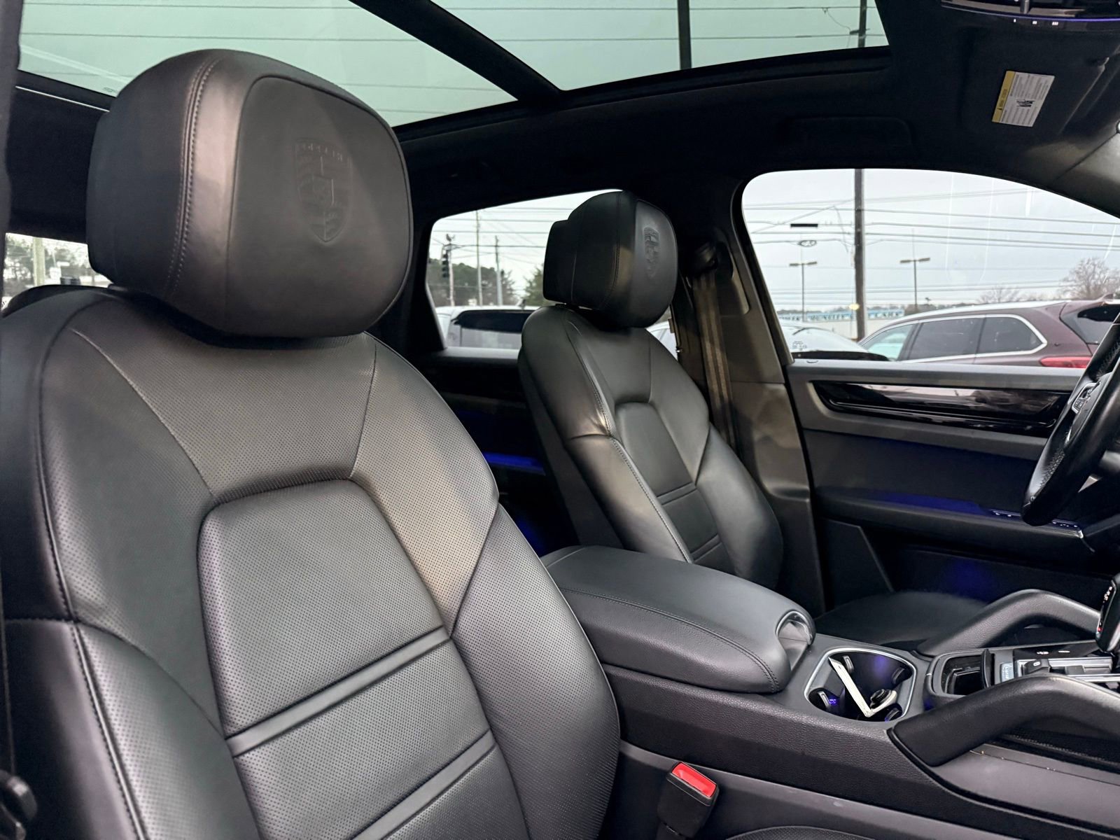 Used 2019 Porsche Cayenne E-Hybrid image 36