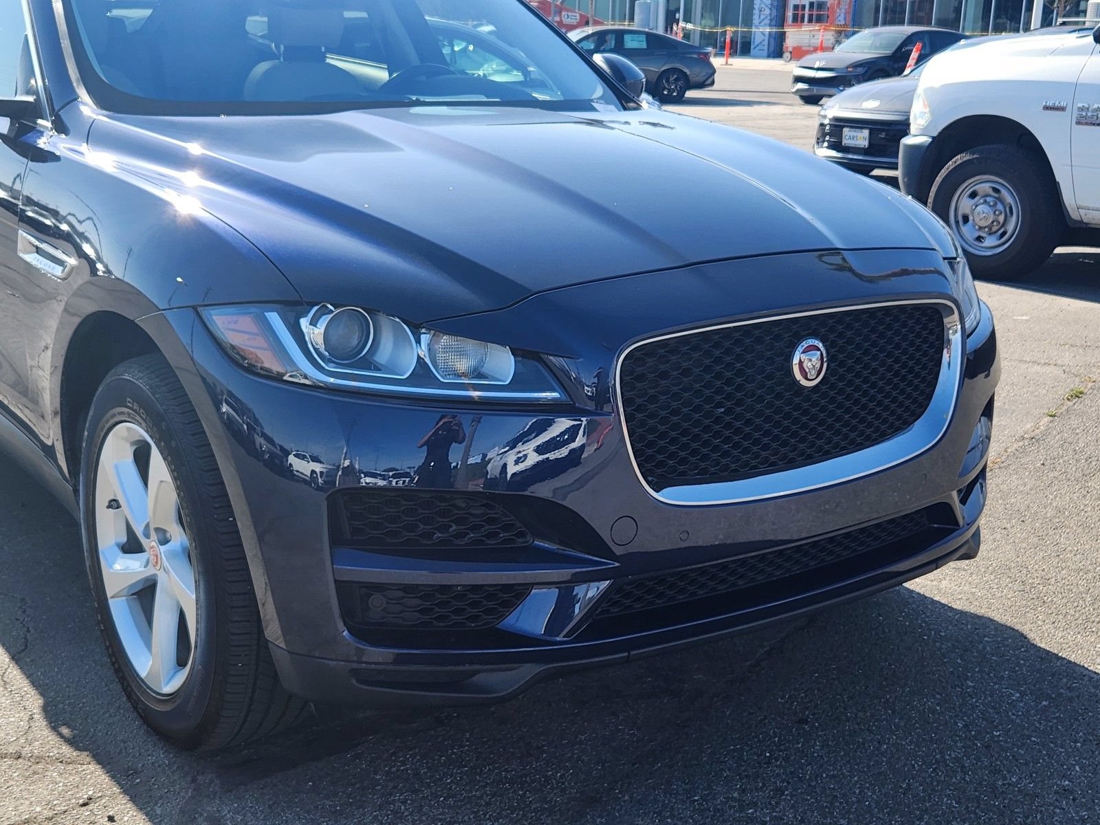 Used 2019 Jaguar F-PACE Premium AWD/4WD image 8