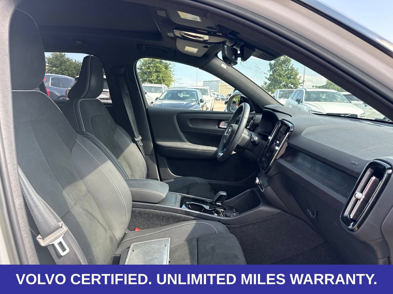 Certified 2023 Volvo XC40 Recharge Plus AWD/4WD image 10