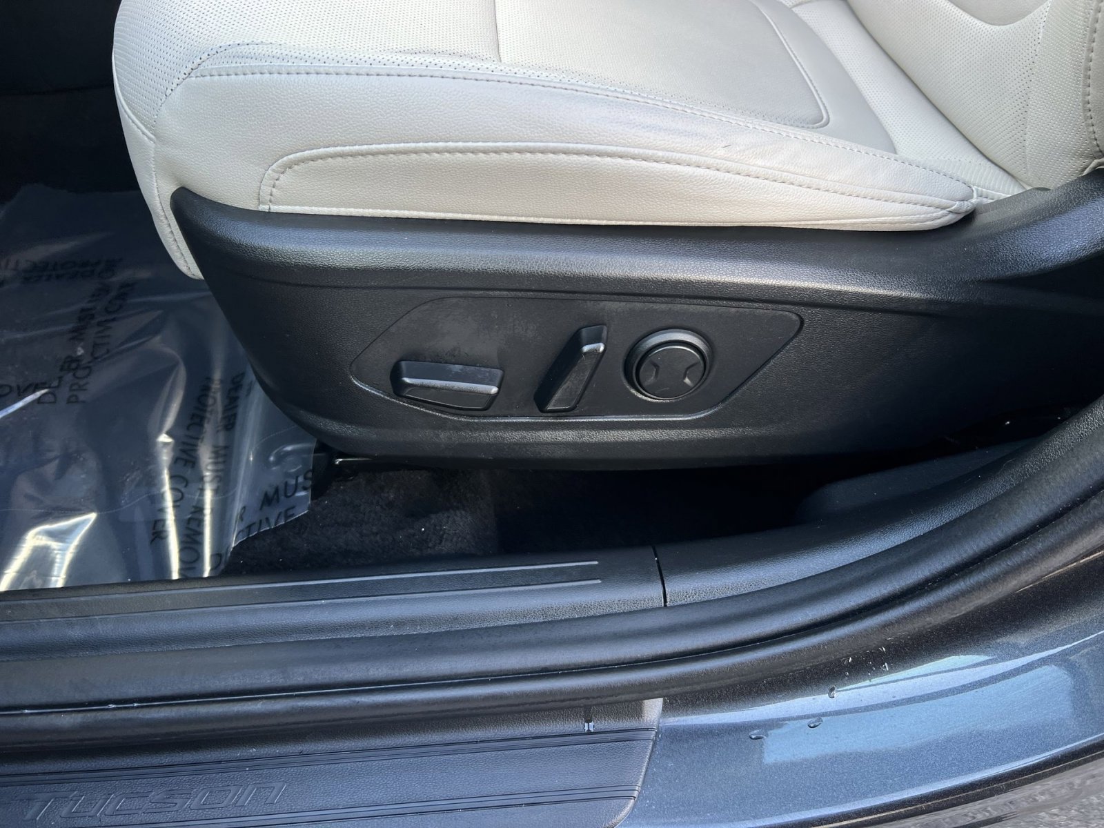 Used 2023 Hyundai Tucson SEL w/ Convenience Package image 14