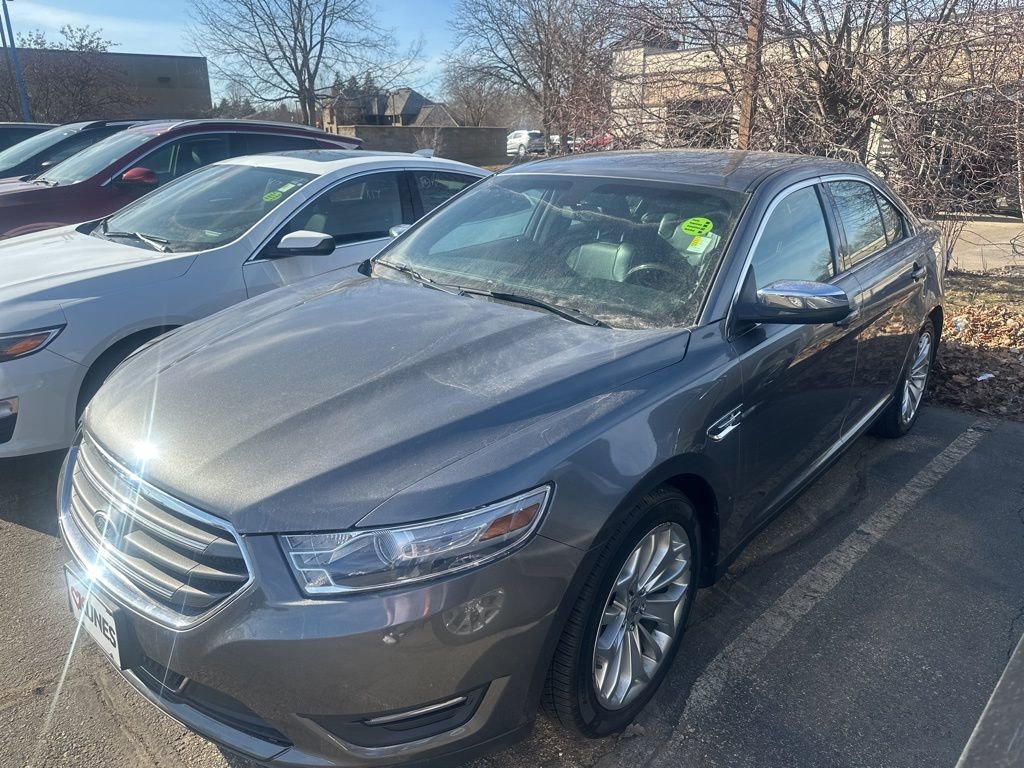 Used 2014 Ford Taurus Limited image 4