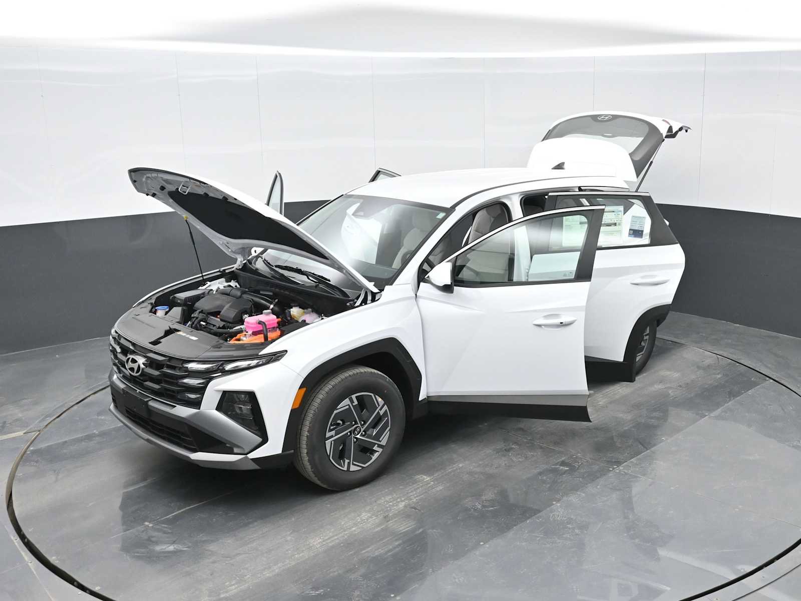 New 2026 Hyundai Tucson Blue SE w/ Tow & Go Package image 39