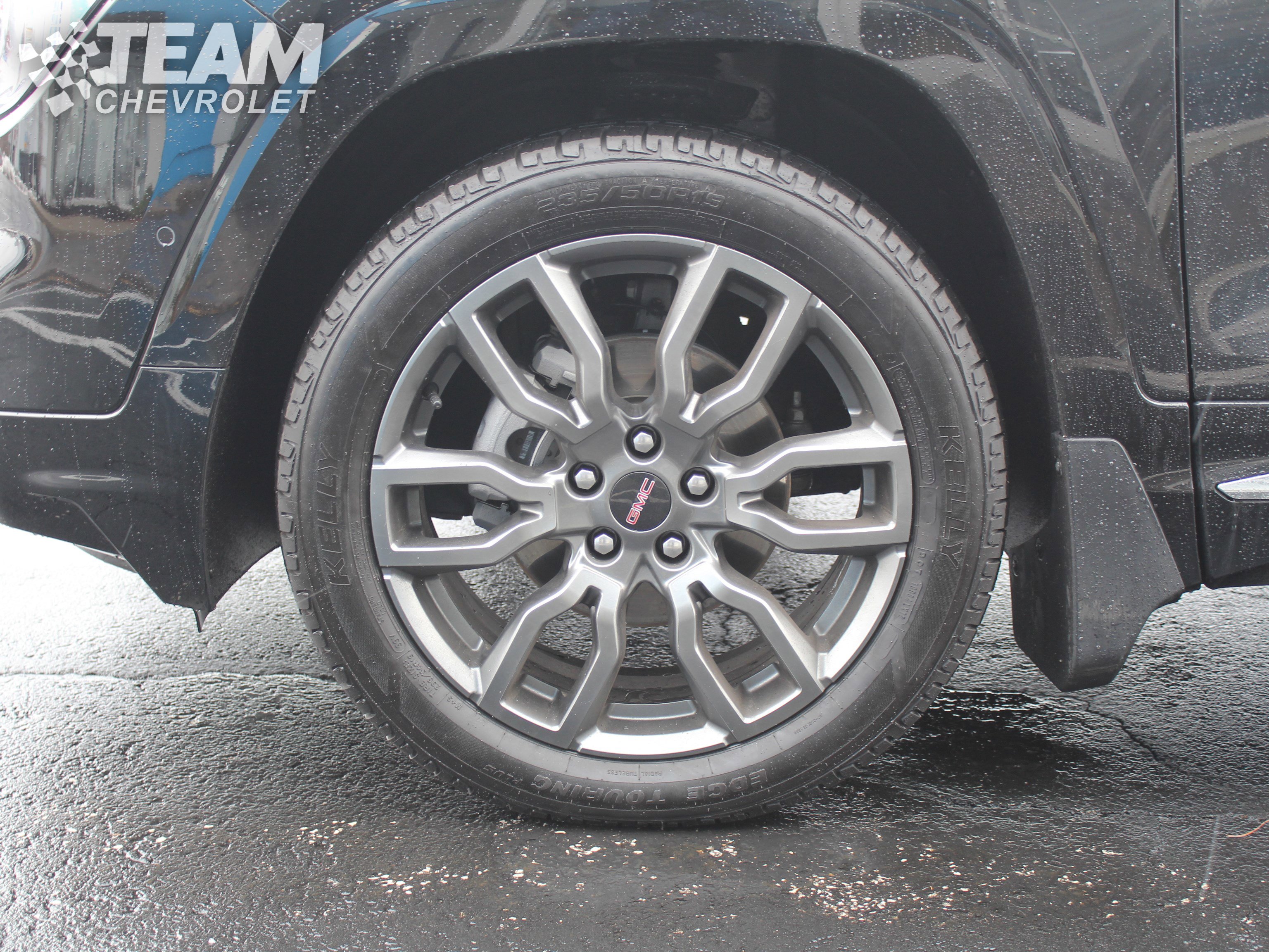 Certified 2024 GMC Terrain Denali w/ Black Diamond Edition image 34