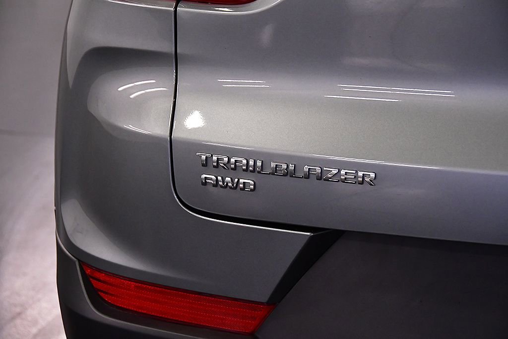 Used 2023 Chevrolet TrailBlazer LT w/ Convenience Package image 10