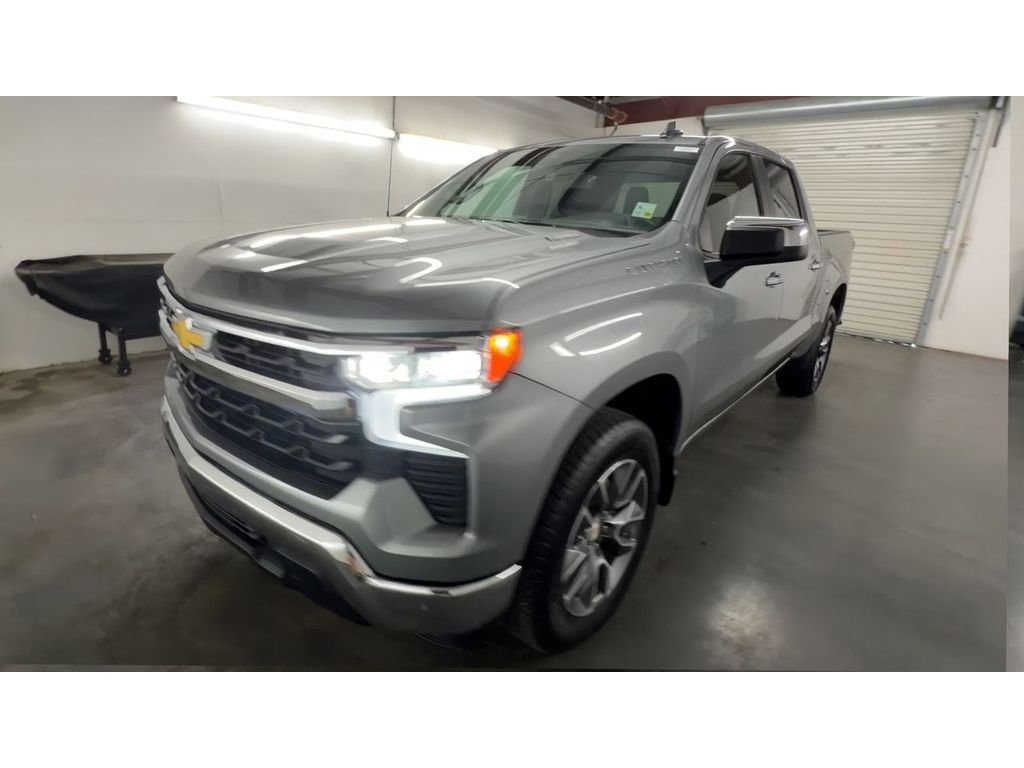 Used 2026 Chevrolet Silverado 1500 LT w/ Protection Package RWD image 4
