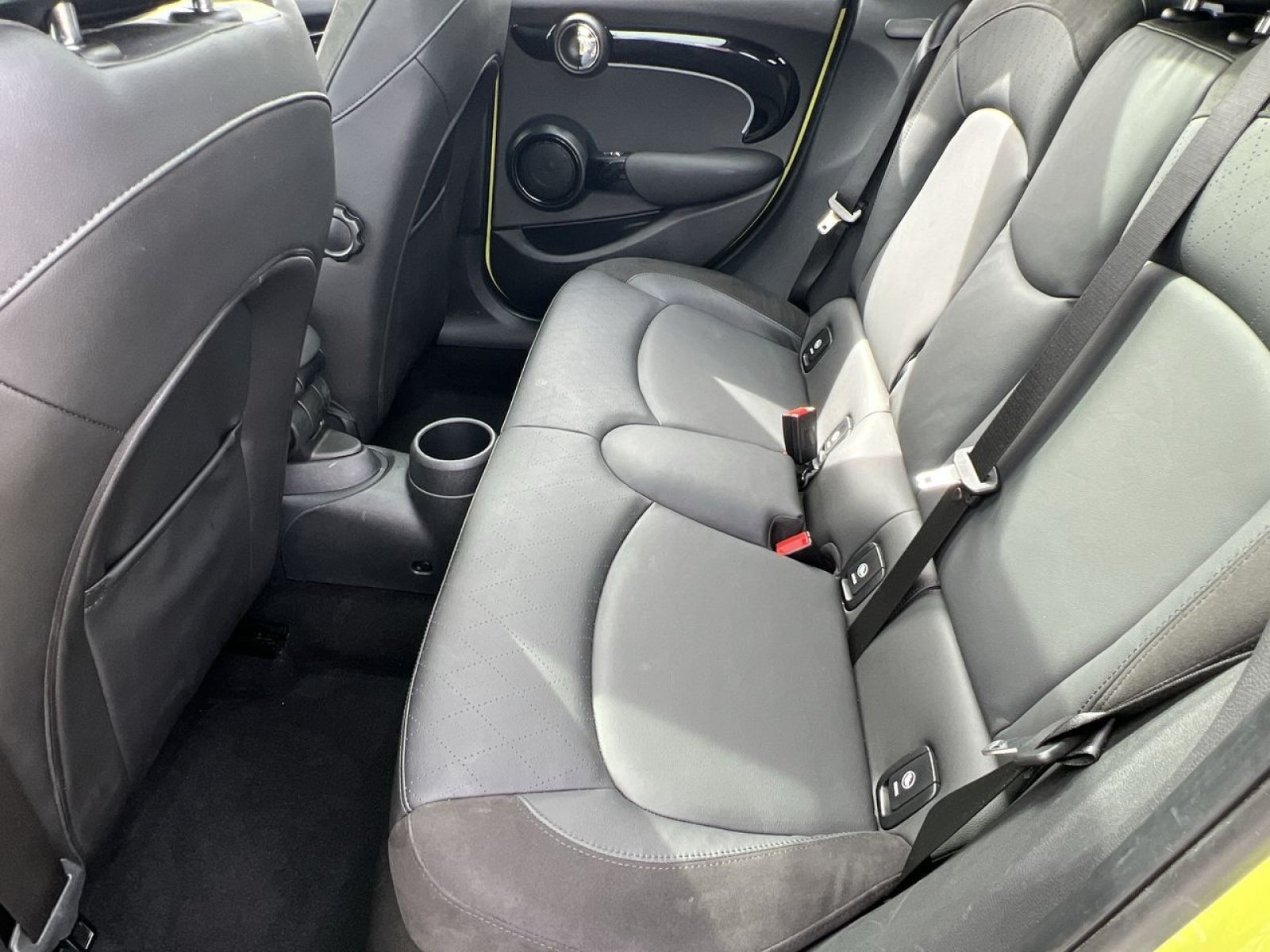 Used 2024 MINI Cooper S w/ Signature Upholstery Package FWD image 22