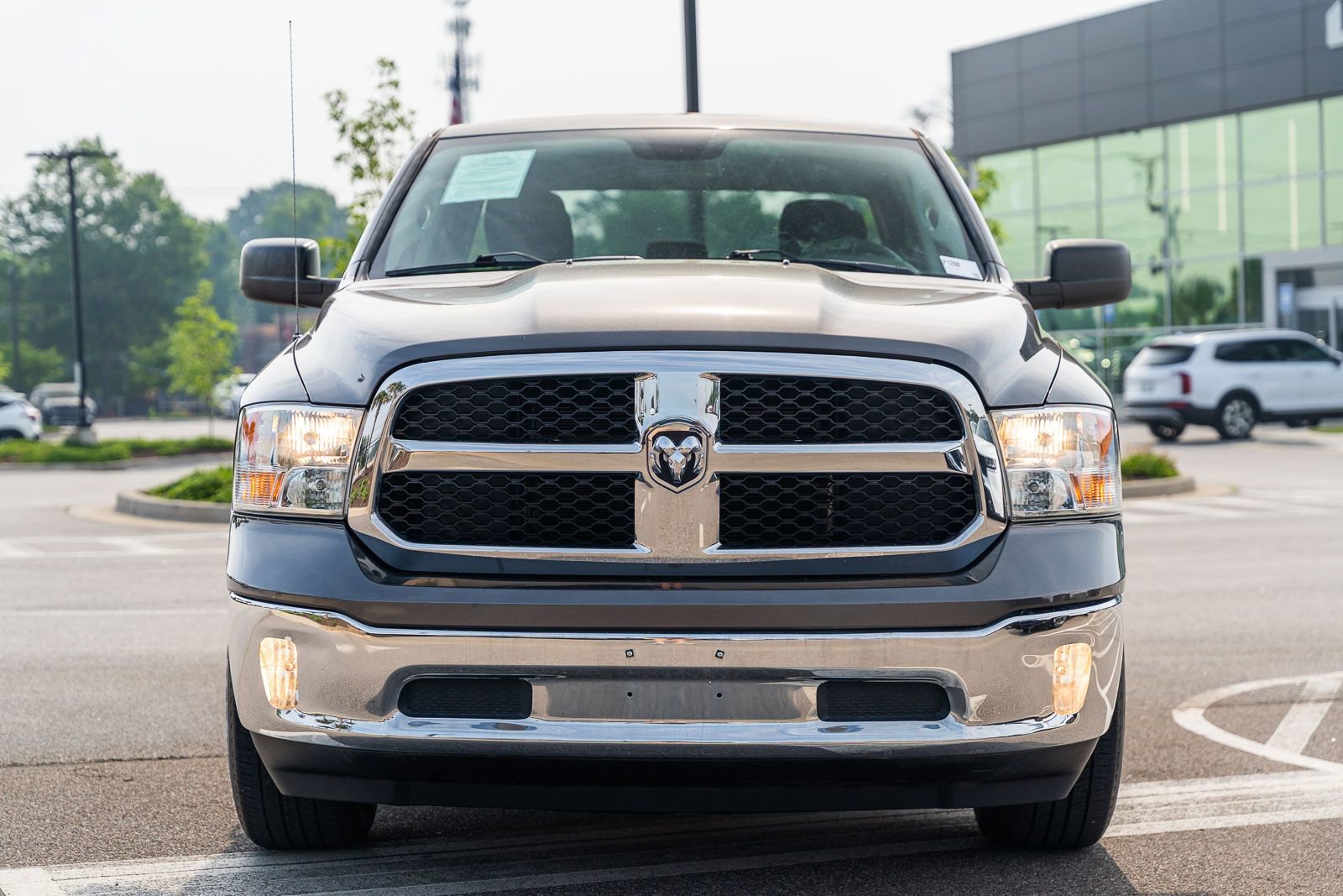 Used 2021 RAM 1500 Tradesman w/ Tradesman SXT Package RWD image 2