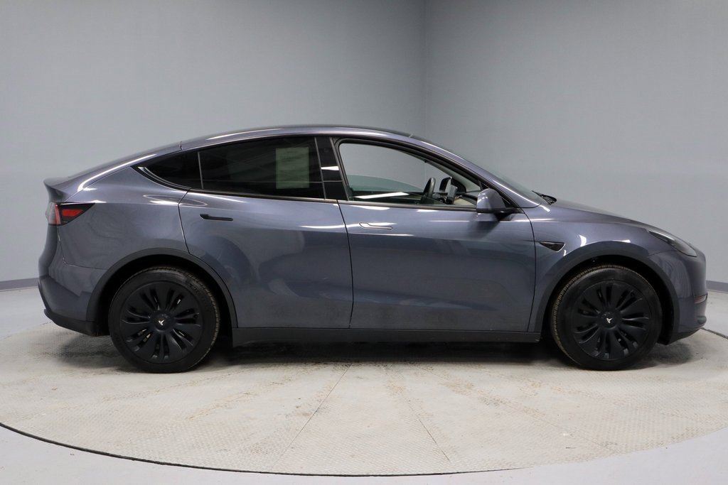 Used 2023 Tesla Model Y Long Range image 8