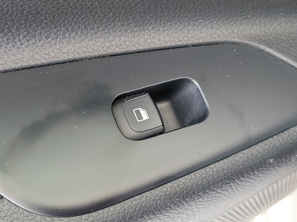 Used 2018 Kia Rio S FWD image 16