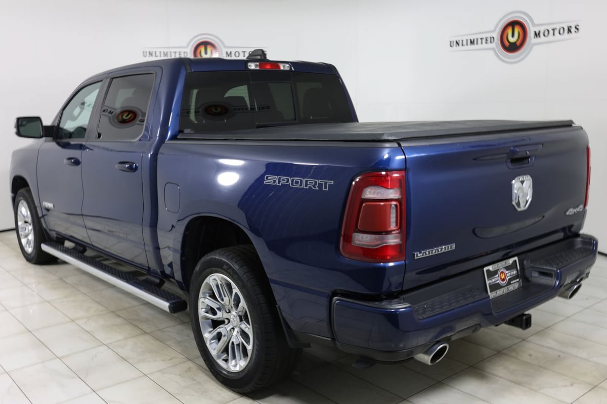 Used 2023 RAM 1500 Laramie AWD/4WD image 4