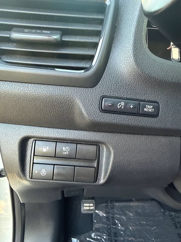 Used 2019 Nissan Leaf S w/ S Charge Package FWD image 18