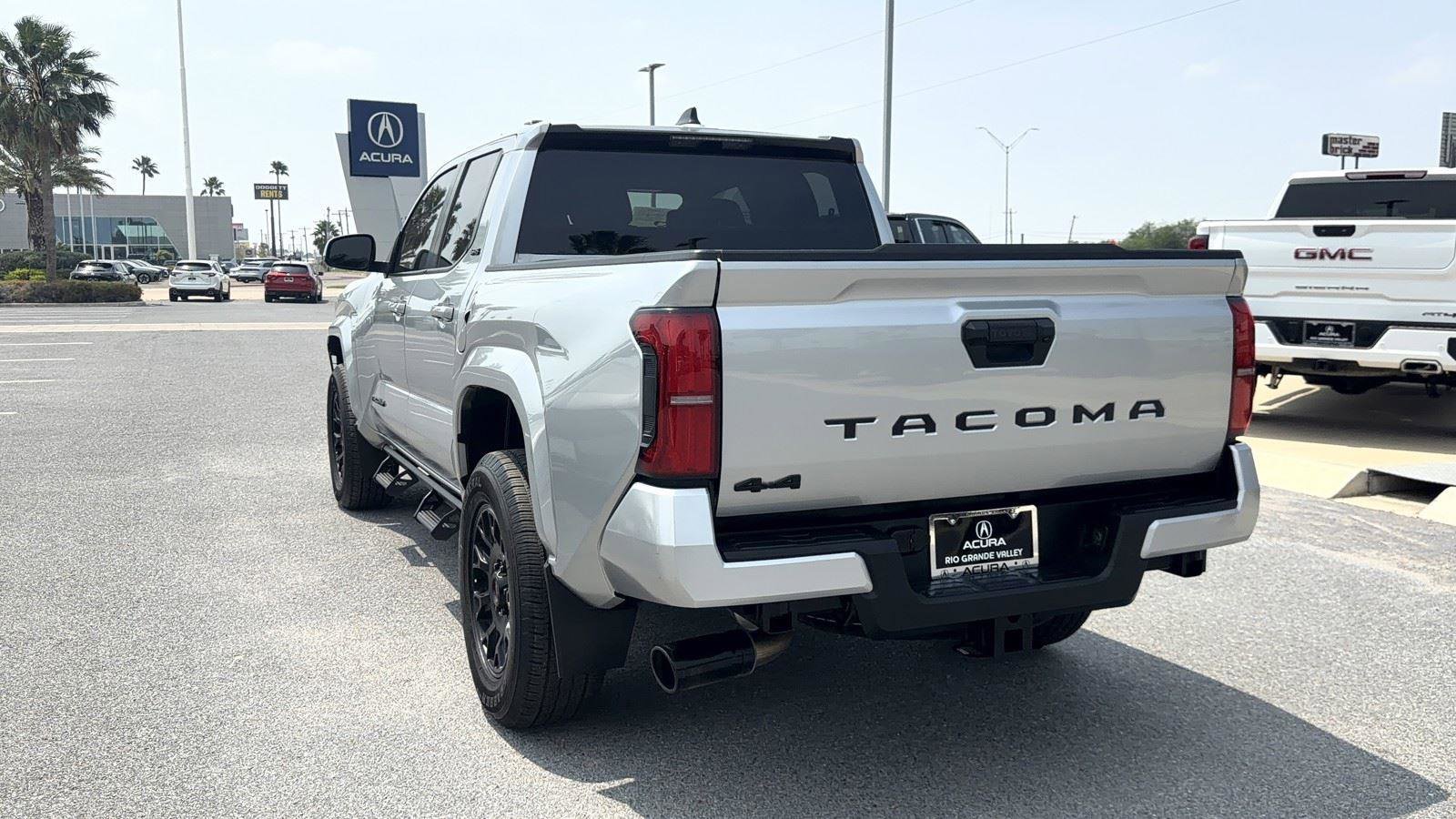 Used 2024 Toyota Tacoma SR5 AWD/4WD image 20