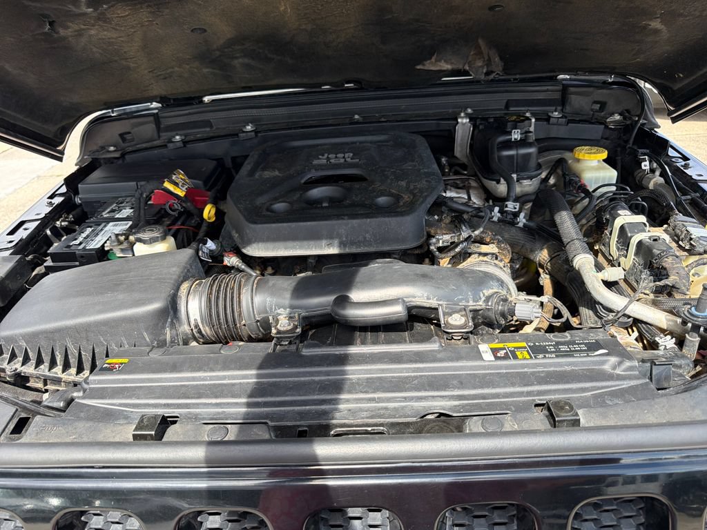 Used 2020 Jeep Wrangler Unlimited Sport AWD/4WD image 23