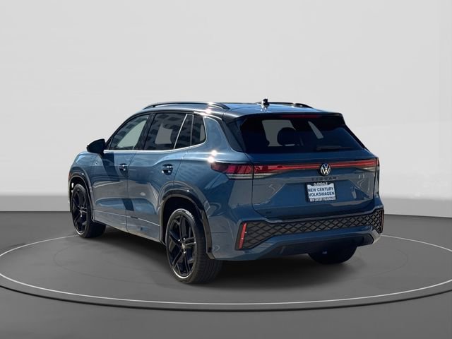 New 2026 Volkswagen Tiguan SE R-Line image 3