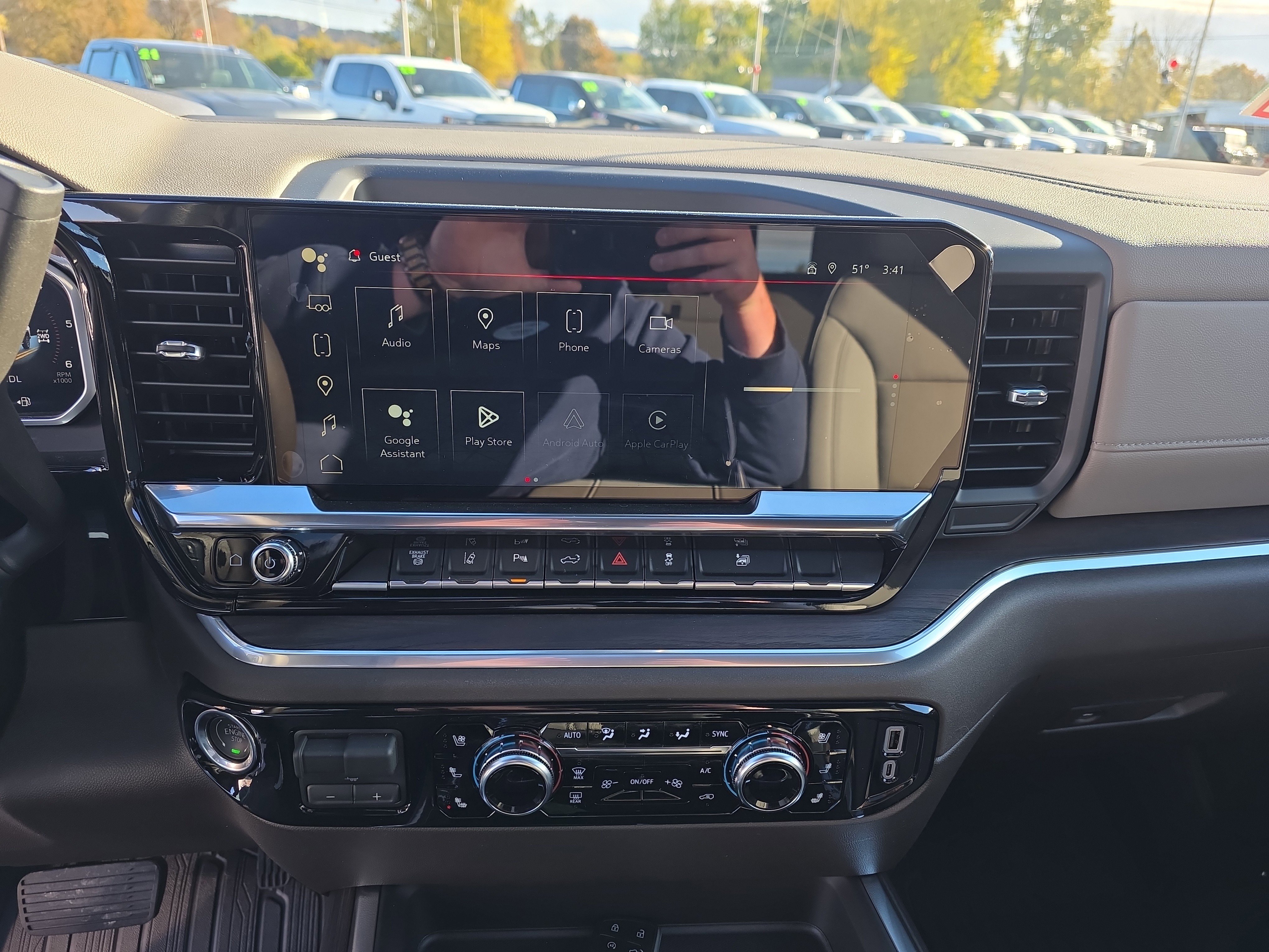 New 2026 GMC Sierra 2500 SLT w/ SLT Convenience Package image 24