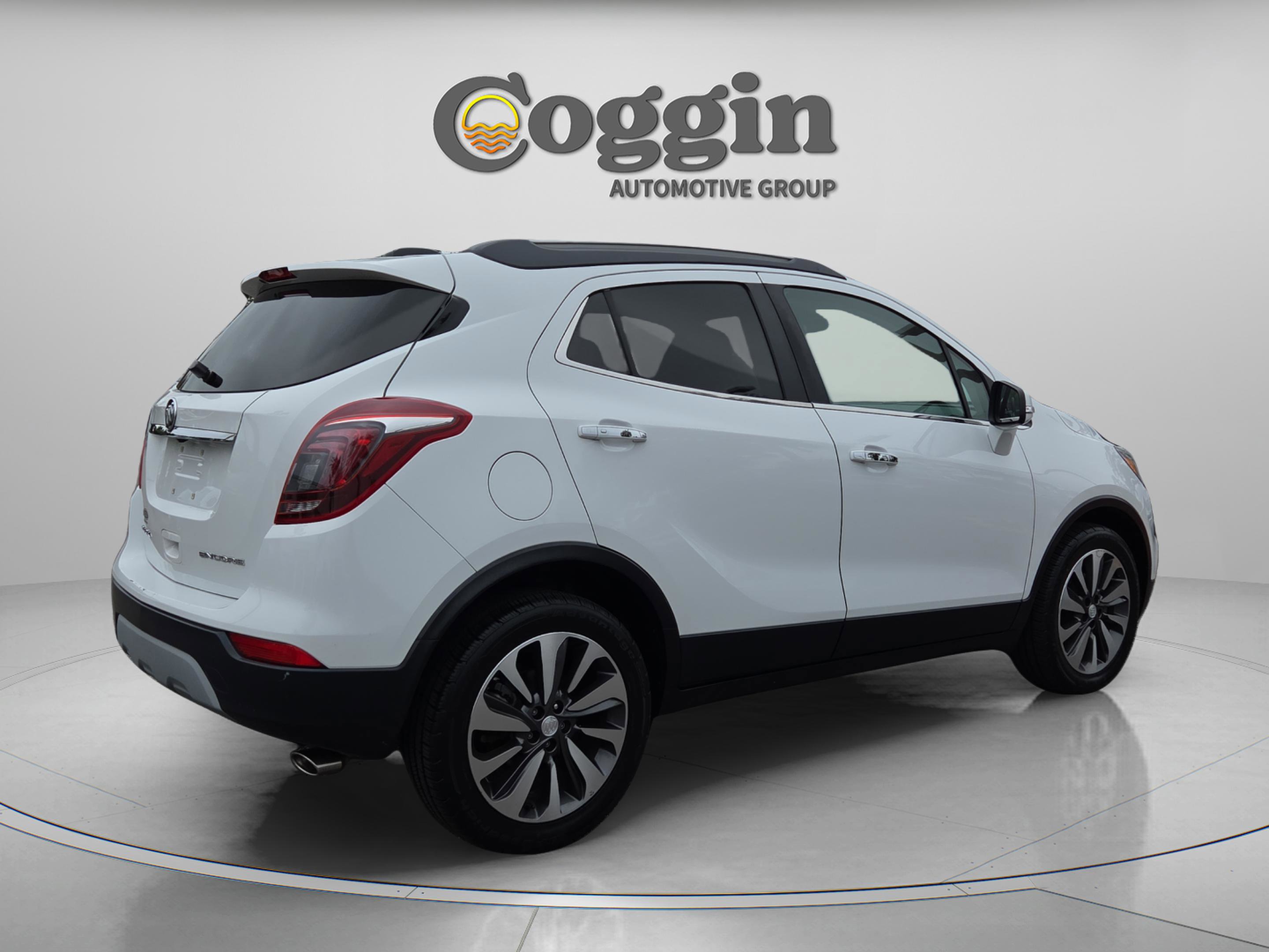 Used 2018 Buick Encore Essence FWD image 5