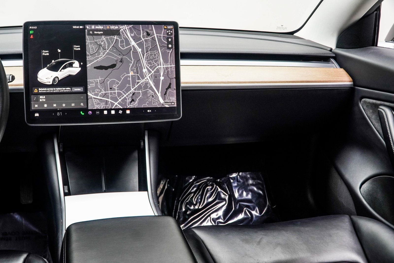 Used 2019 Tesla Model 3 Standard Range image 17