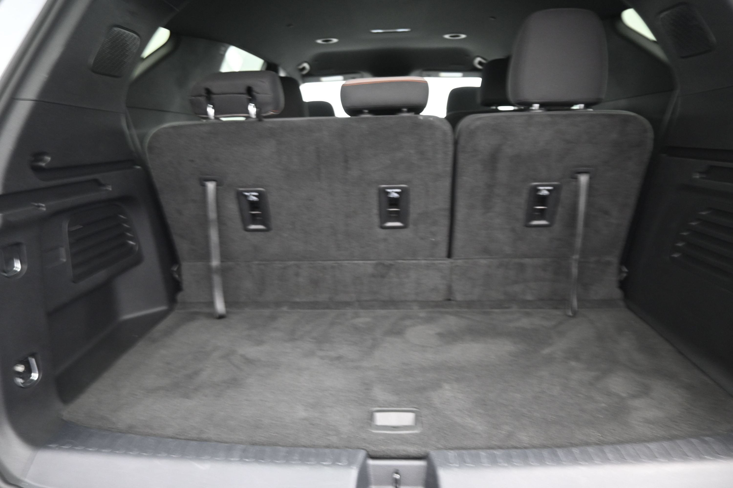Used 2026 Chevrolet Traverse LT w/ Driver Confidence Package FWD image 21