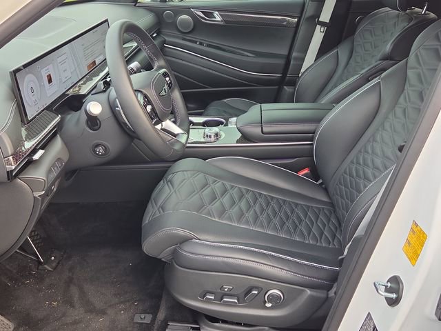 Used 2025 Genesis GV80 3.5T e-SC image 11