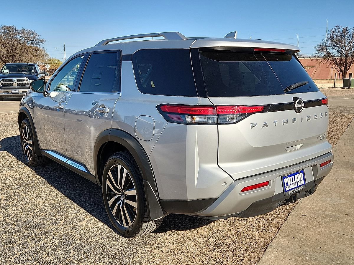 Used 2025 Nissan Pathfinder Platinum w/ Cargo Package image 2