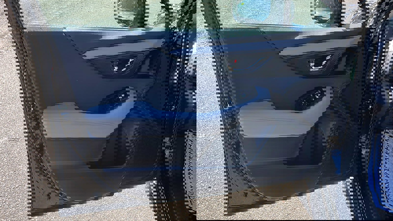 Used 2023 Subaru Outback Premium image 10